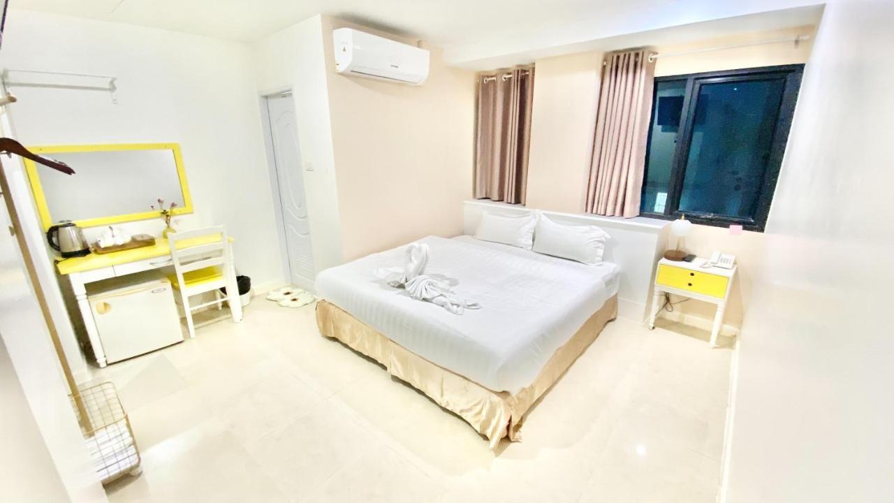 Abcyq Hotel Bangkok Ngoại thất bức ảnh