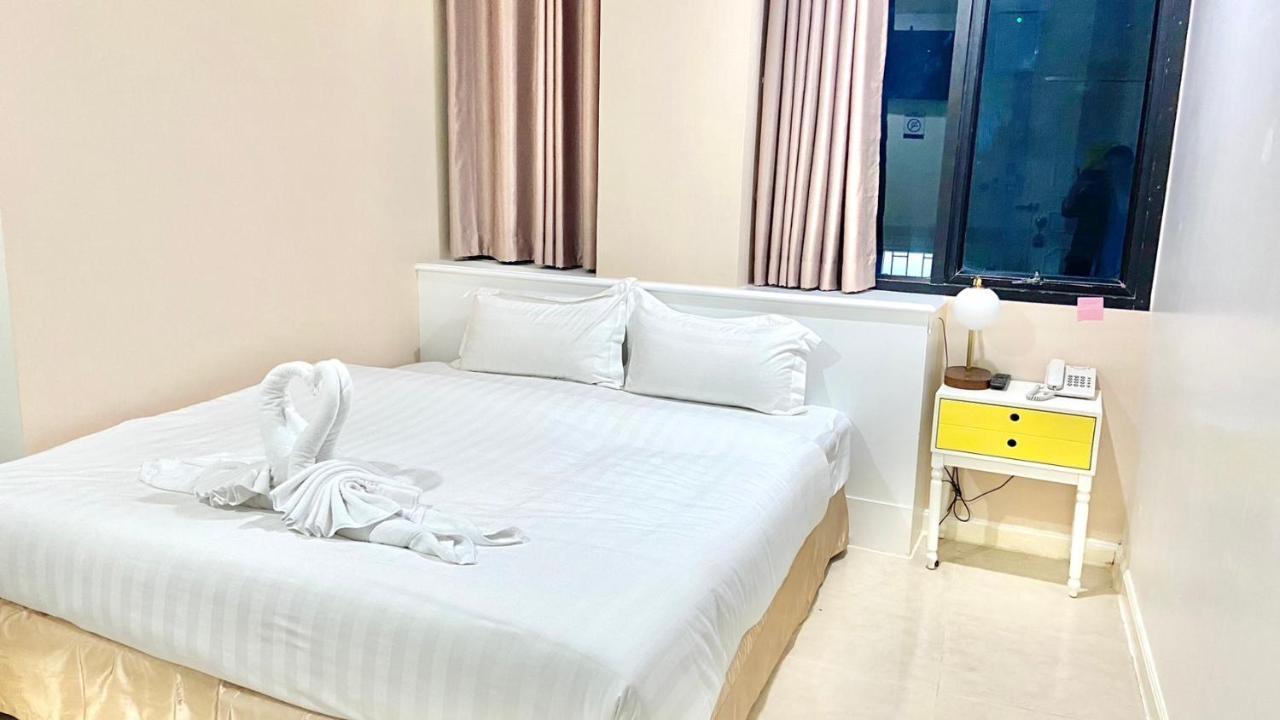 Abcyq Hotel Bangkok Ngoại thất bức ảnh
