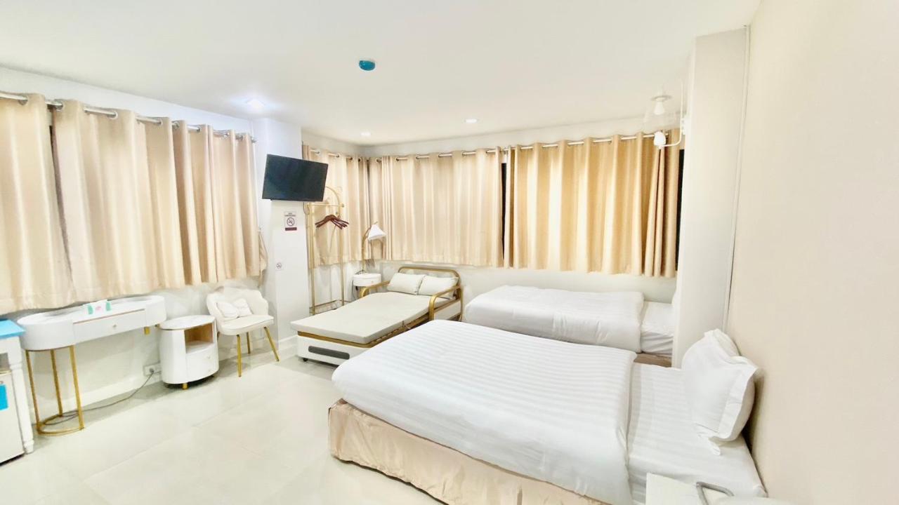 Abcyq Hotel Bangkok Ngoại thất bức ảnh